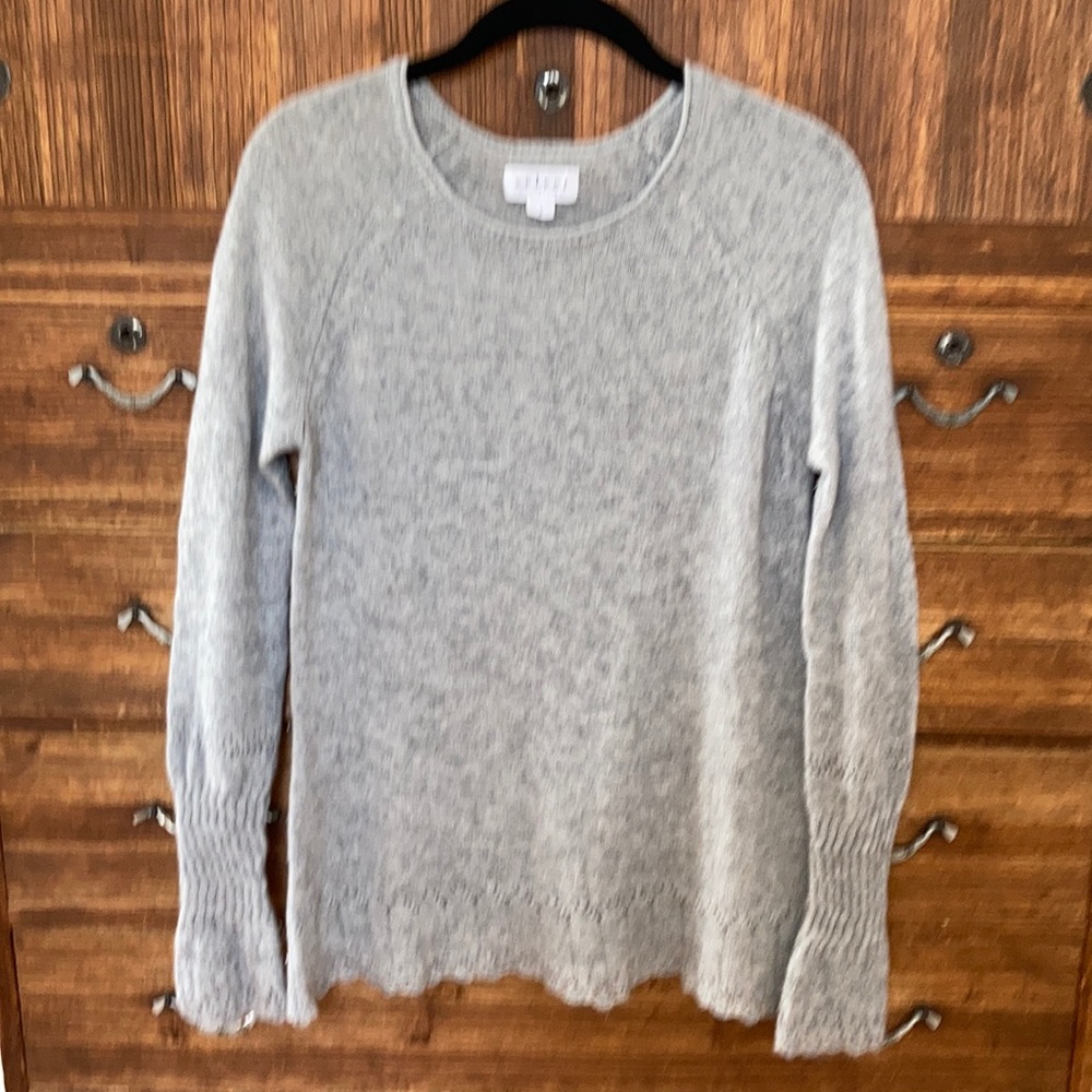 100% Cashmere grey & super soft pullover